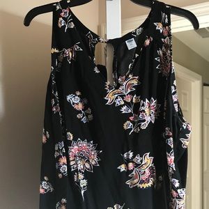 Floral flowy tank